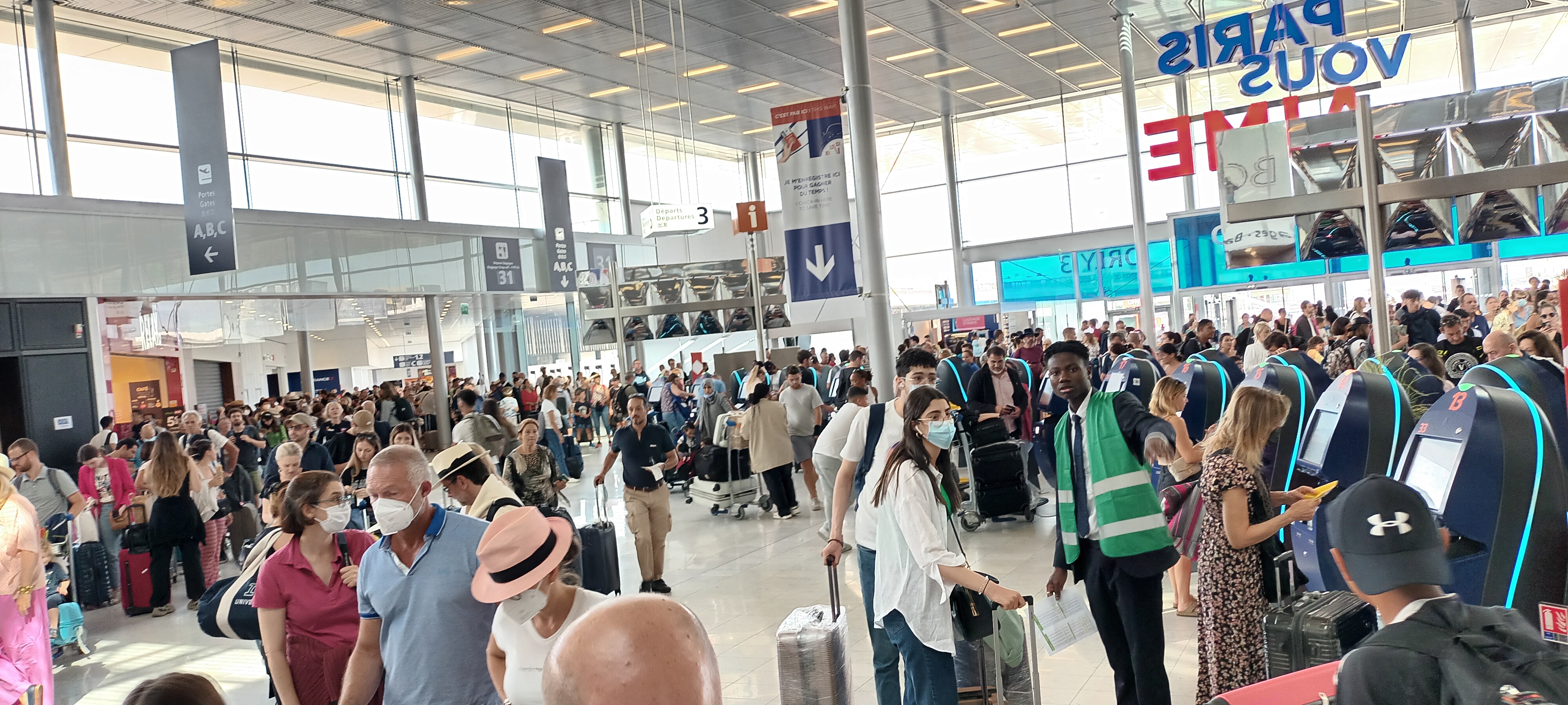 Port du masque en aéroport