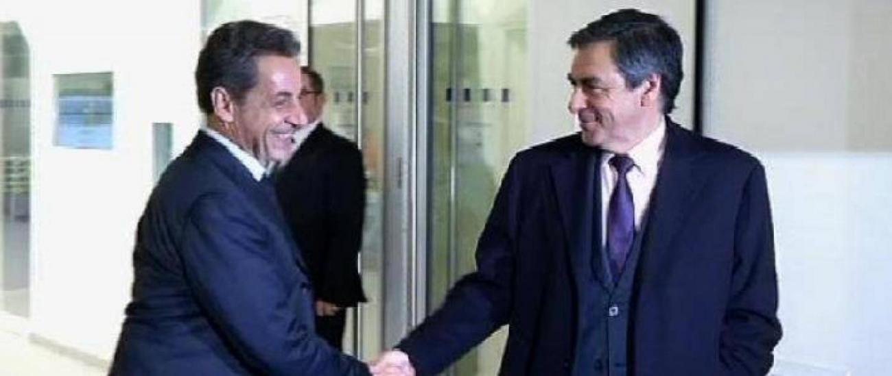 nicolas-sakozy-francois-fillon-021214-francesoir_field_image_de_base.jpg Nicolas Sarkozy et François Fillon, le 2 décembre.