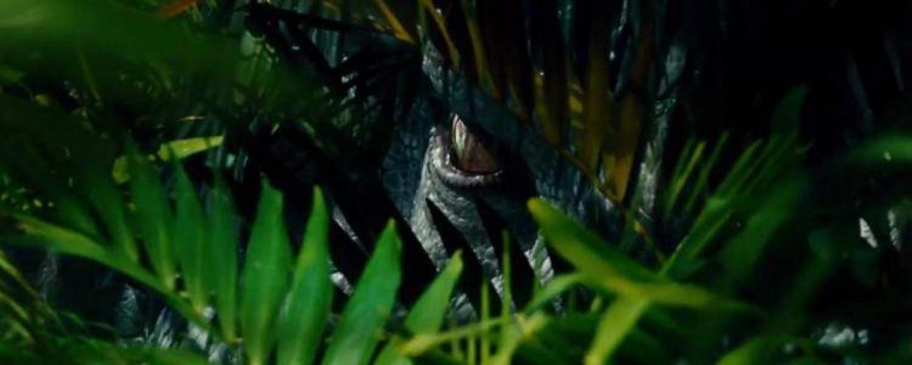 indominus-rex-bande-annonce-jurassic-world-francesoir_field_image_de_base.jpg L'Indominus Rex arrive et il est très méchant.