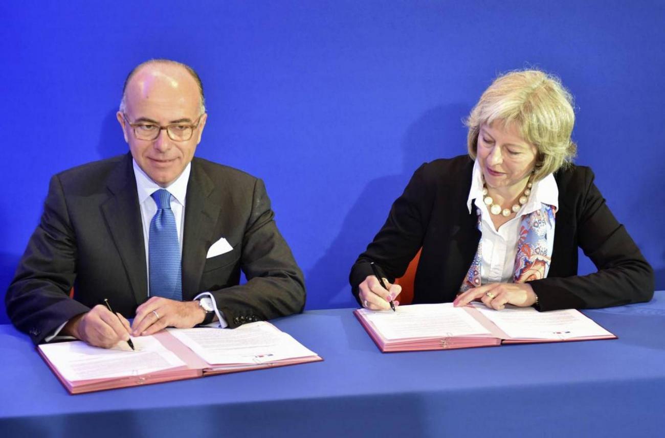 cazeneuve-francesoir.jpg Bernard Cazeneuve et Theresa May.