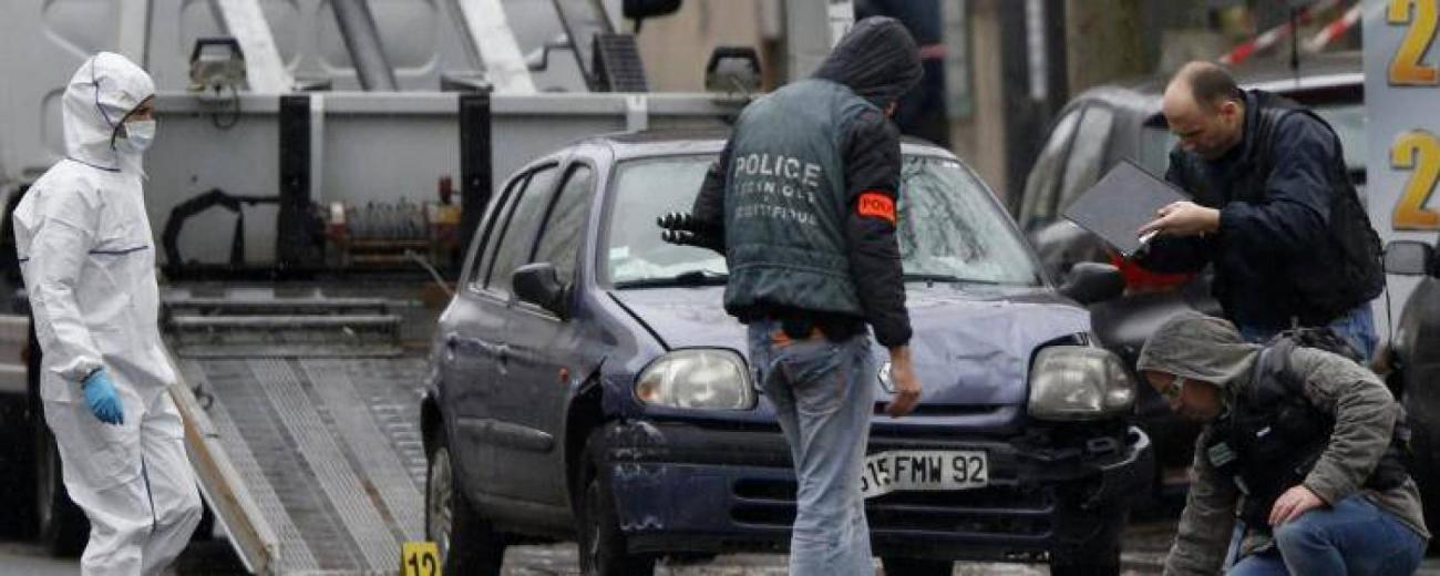 fusillade-montrouge-attentat-francesoir_field_image_de_base.jpg La police technique et scientifique sur les lieux de la fusillade de Montrouge.