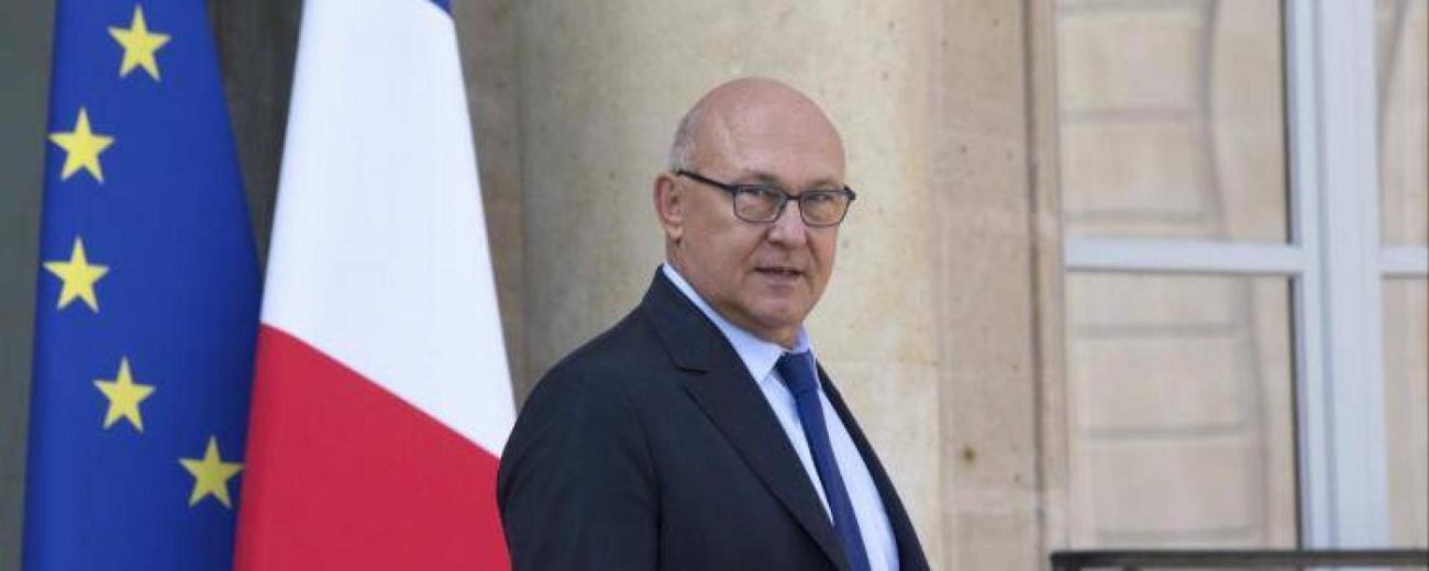 michel-sapin-ministre-finances-elysee-francesoir_field_image_de_base.jpg Le ministre des Finances Michel Sapin à l'Elysée.