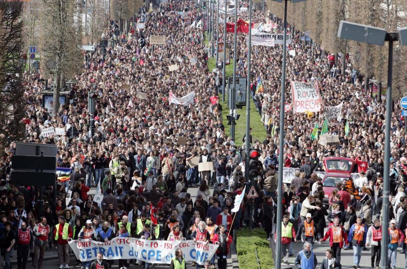 cpe-francesoir.jpg Une manifestation contre le CPE en 2006.