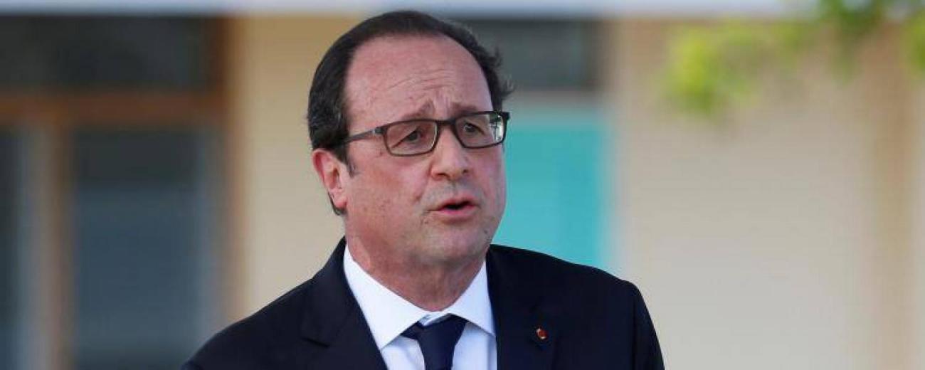 francois-hollande-buste-philippines-francesoir_field_image_de_base.jpg François Hollande dénonce les actes des djihadistes de l'EI à Mossoul.