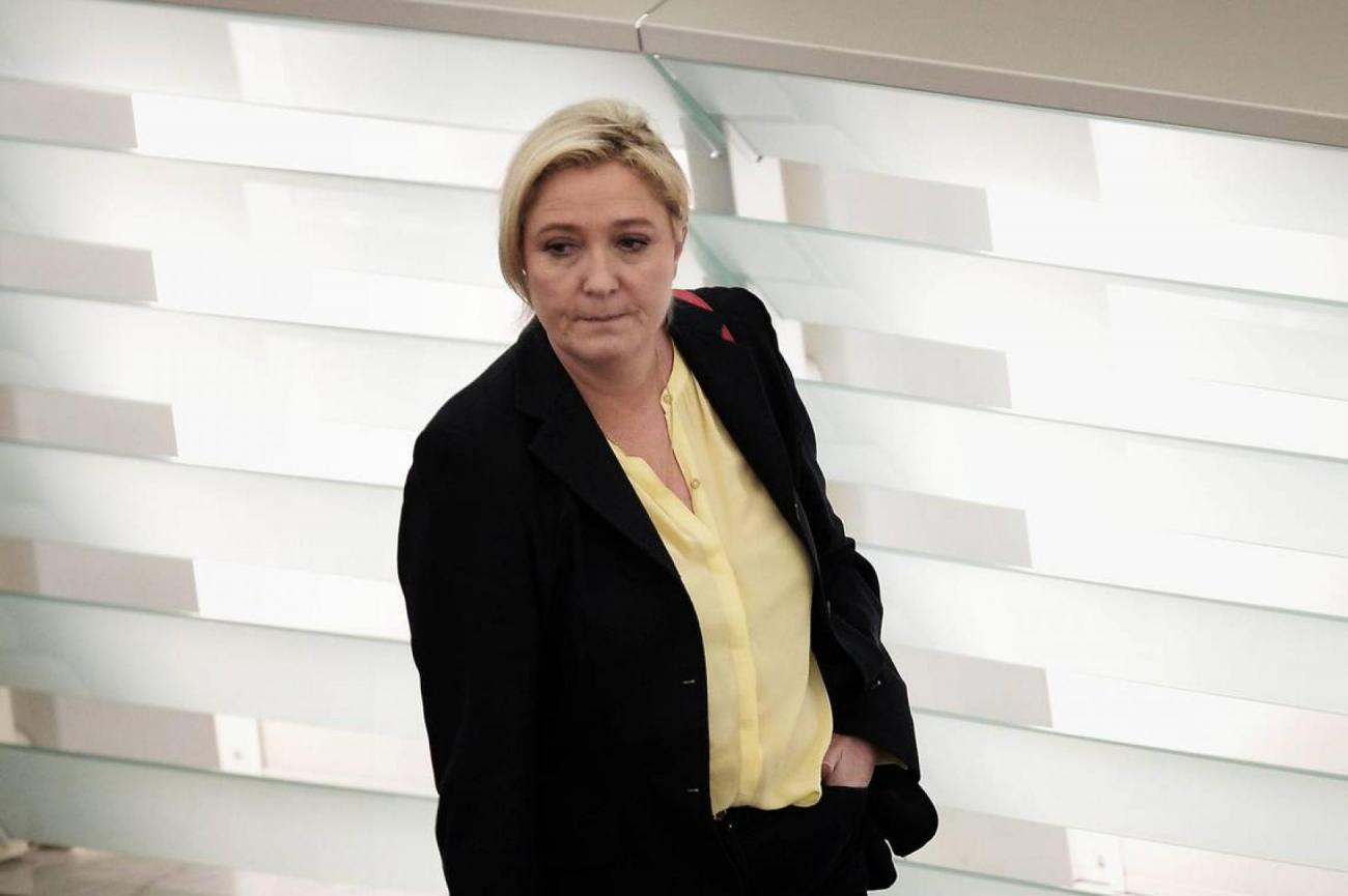 marine-le-pen-polemiques-tourmente-fn-daech-twitter-francesoir.jpg Marine Le Pen.
