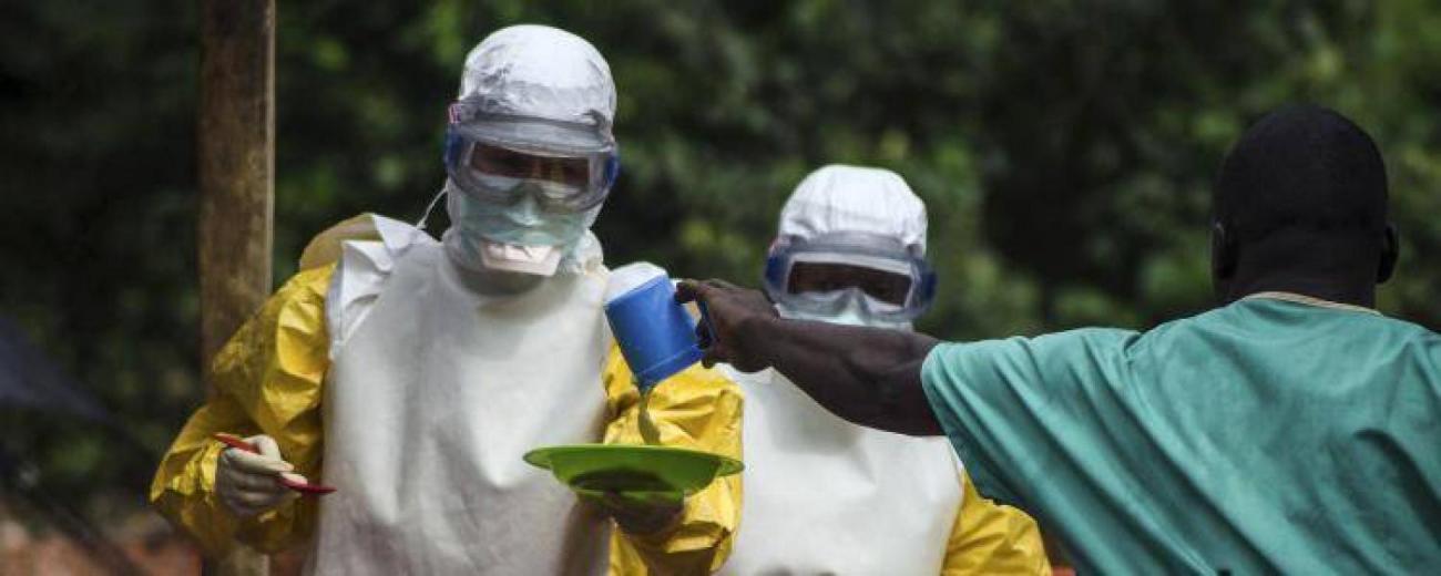 rtr40dkn_field_image_de_base.jpg Un centre de traitement d'Ebola.