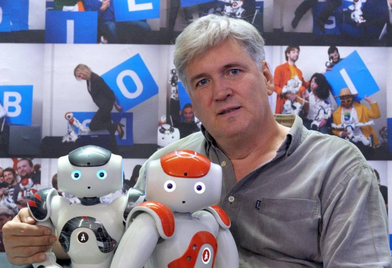 images/Part-PAR-Par7362773-1-1-0.jpg Bruno Maisonnier, patron et fondateur de la société Aldebaran Robotics, le 24 octobre 2012 au siège
