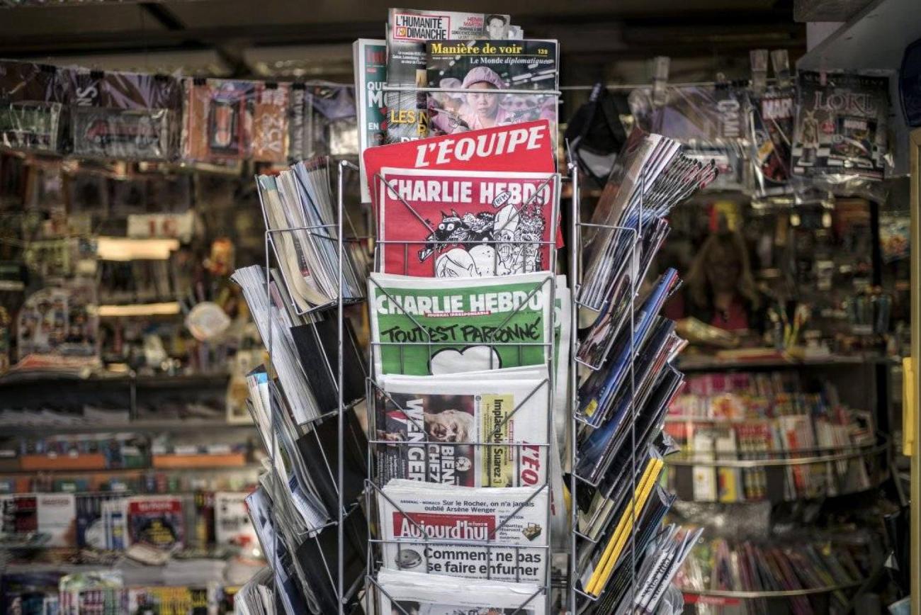 Un kiosque à journaux lyonnais